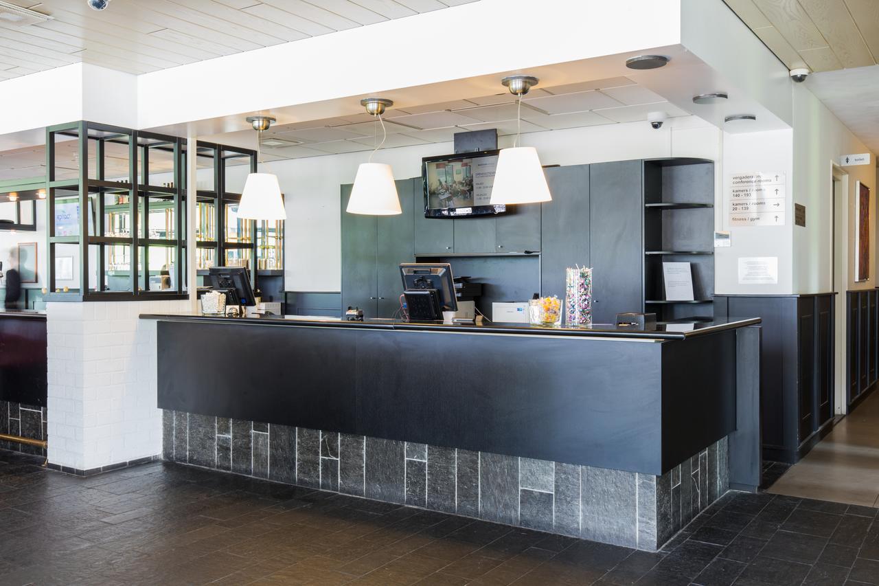 Bastion Hotel אלמיר מראה חיצוני תמונה
