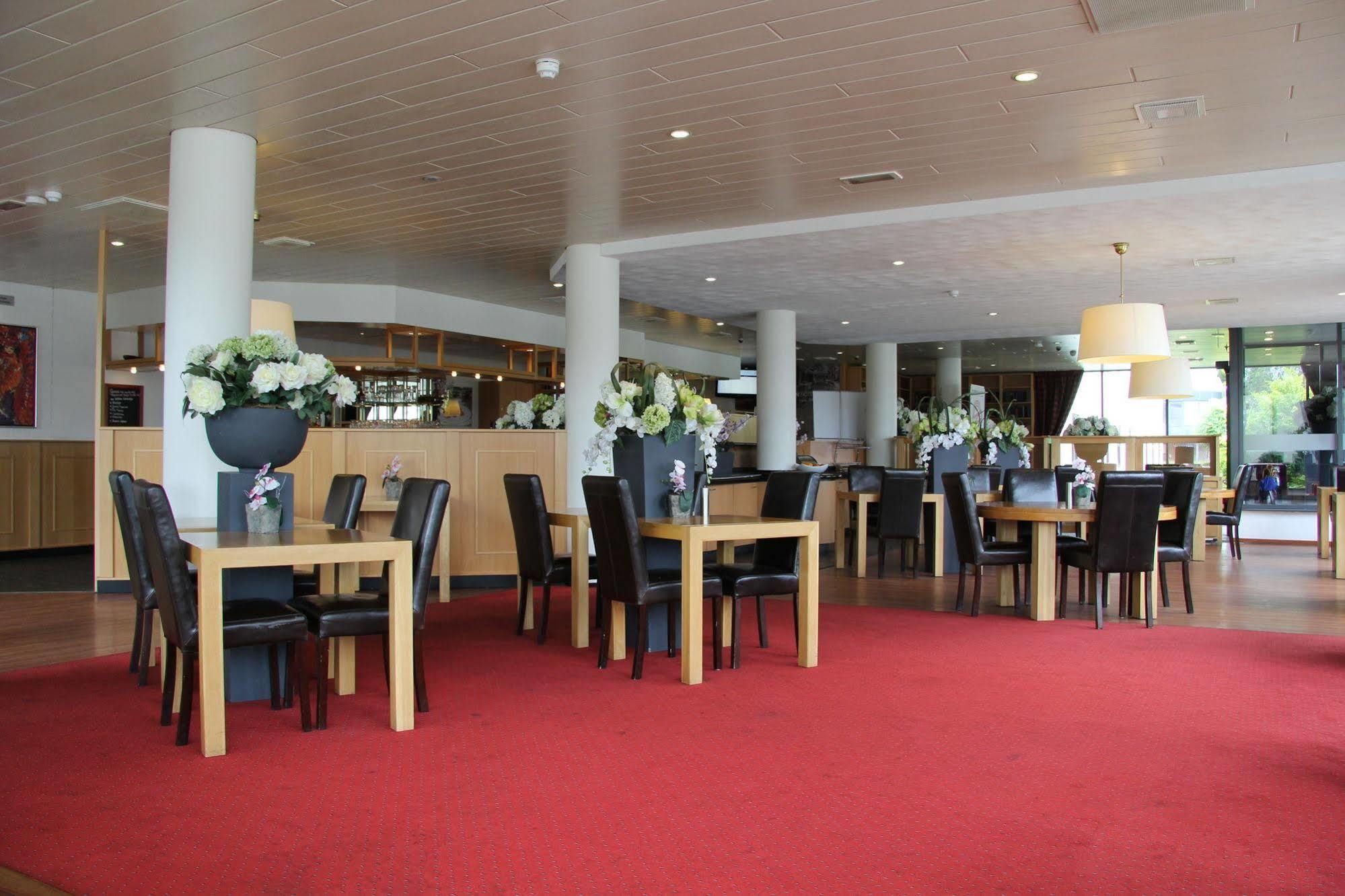 Bastion Hotel אלמיר מראה חיצוני תמונה