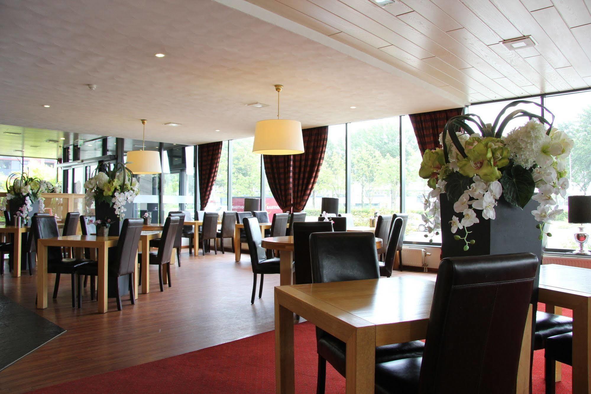 Bastion Hotel אלמיר מראה חיצוני תמונה